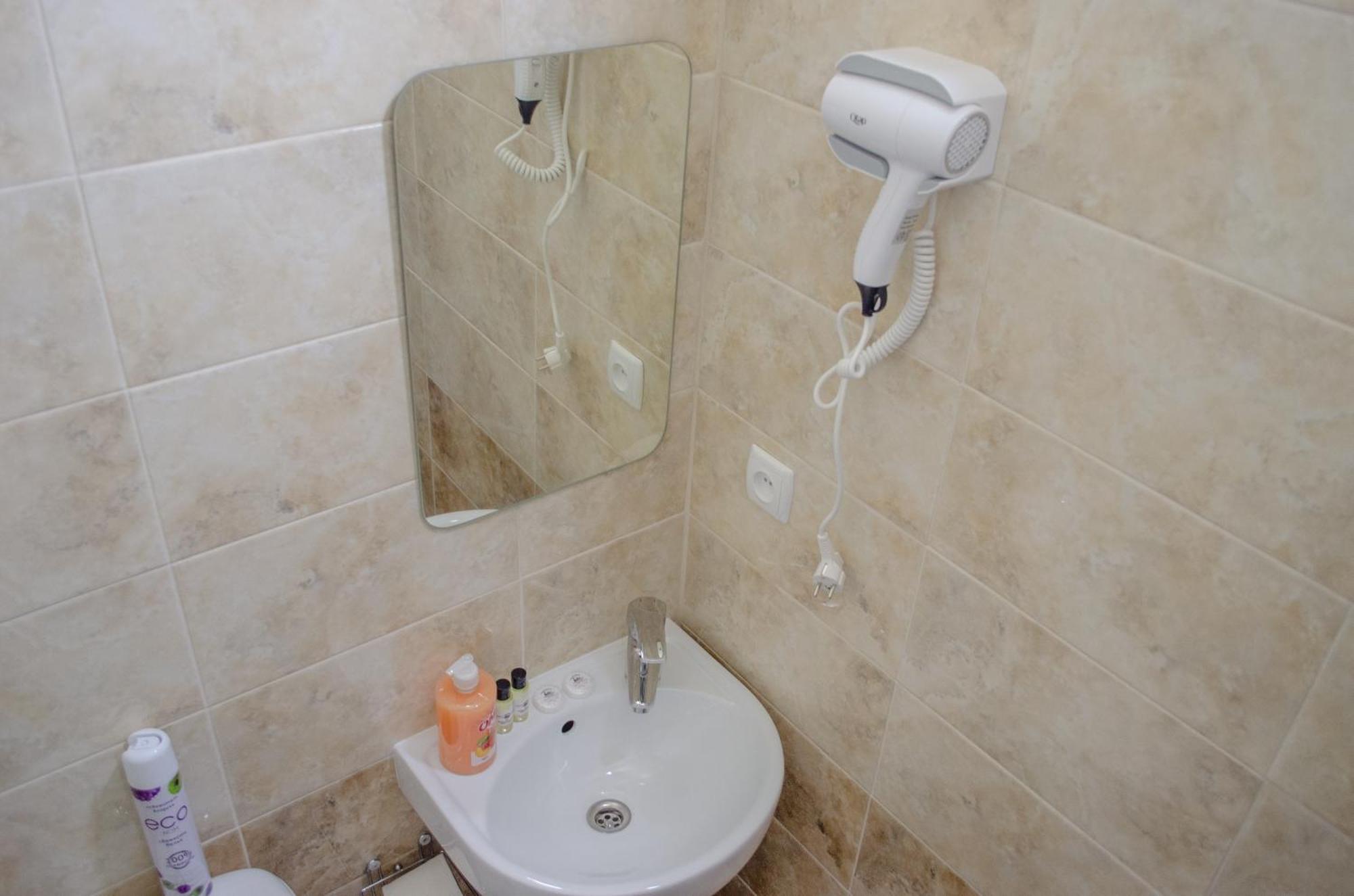 Хостел Perron Charkov Kamer foto